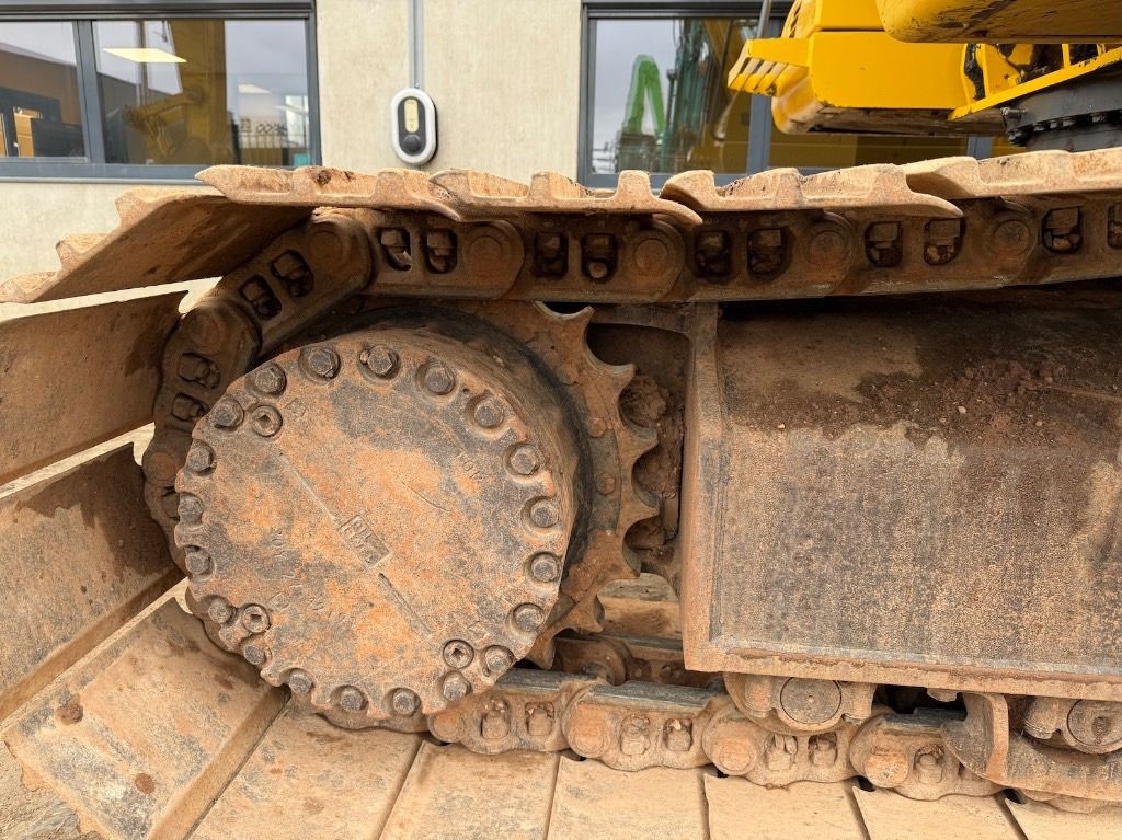 2020 Komatsu PC240LC-11 Crawler Excavator