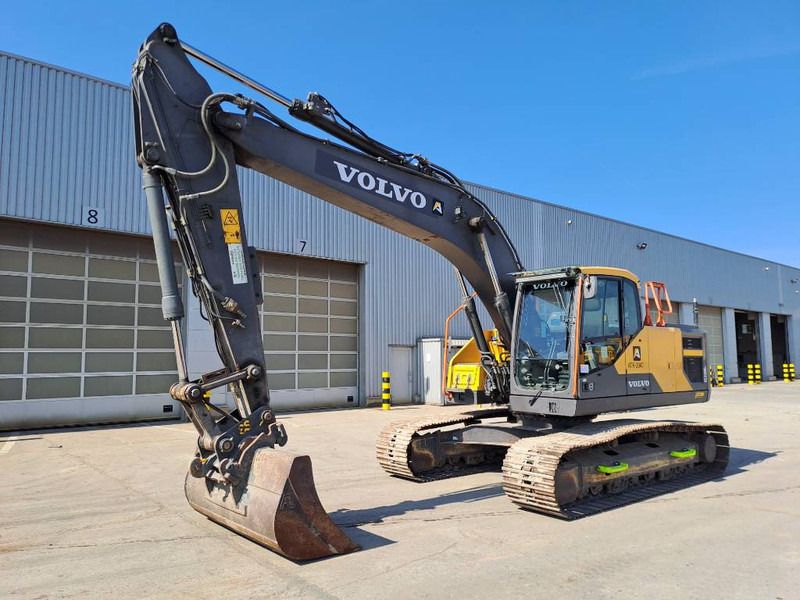 2017 Volvo EC220EL Crawler Excavator