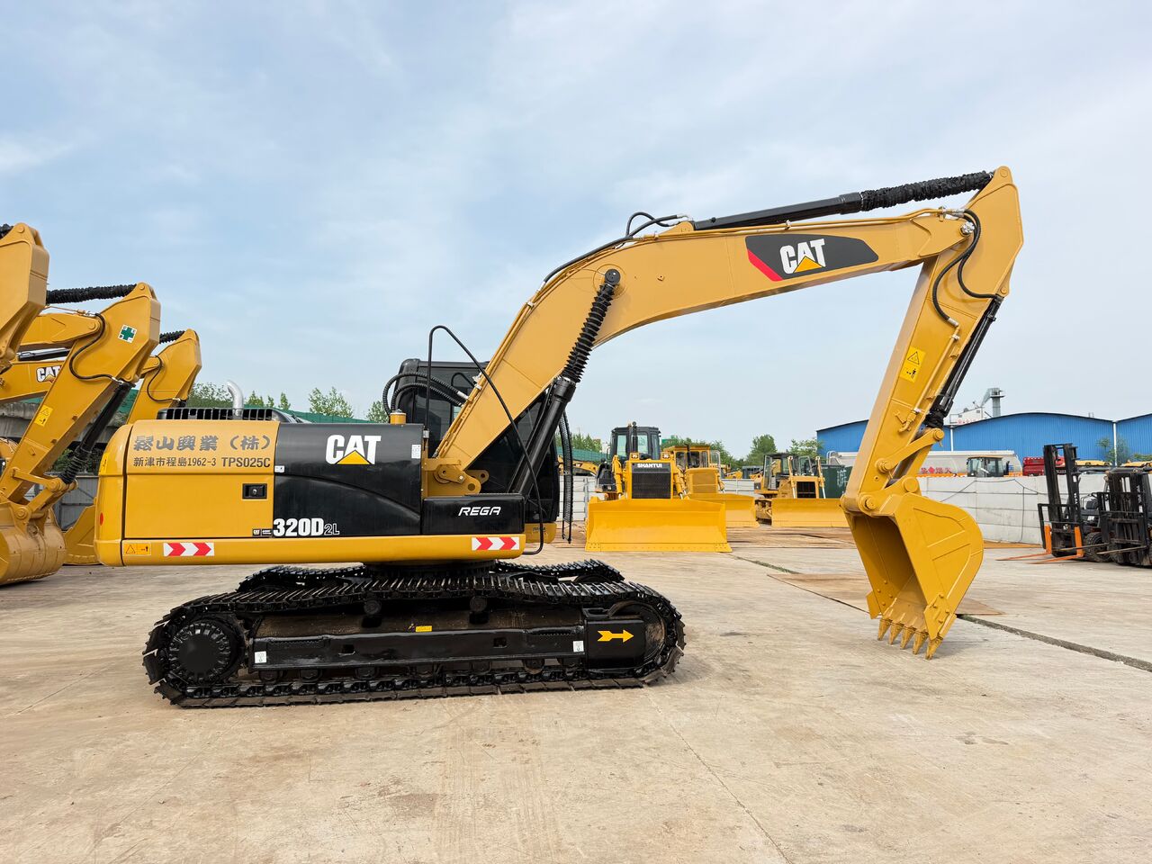 2020 Caterpillar 320D2 Crawler Excavator