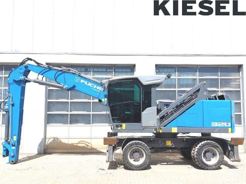 2019 Fuchs MHL320F Material Handler