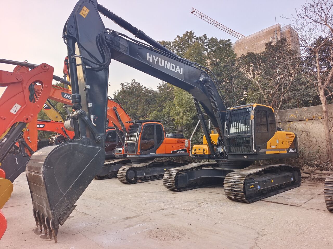 2025 Hyundai R305LC-9T Crawler Excavator