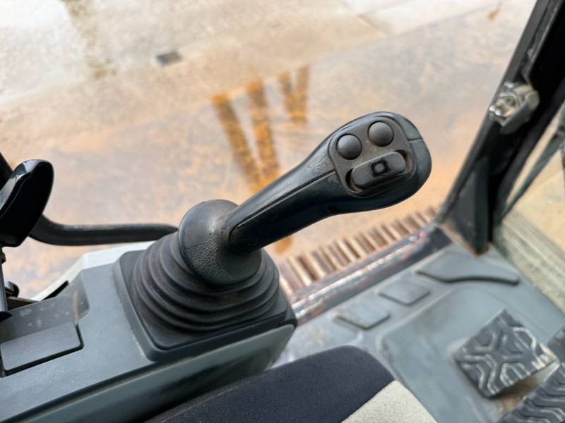 CAT 349EL – Hammer Lines / Quick Coupler (2013)