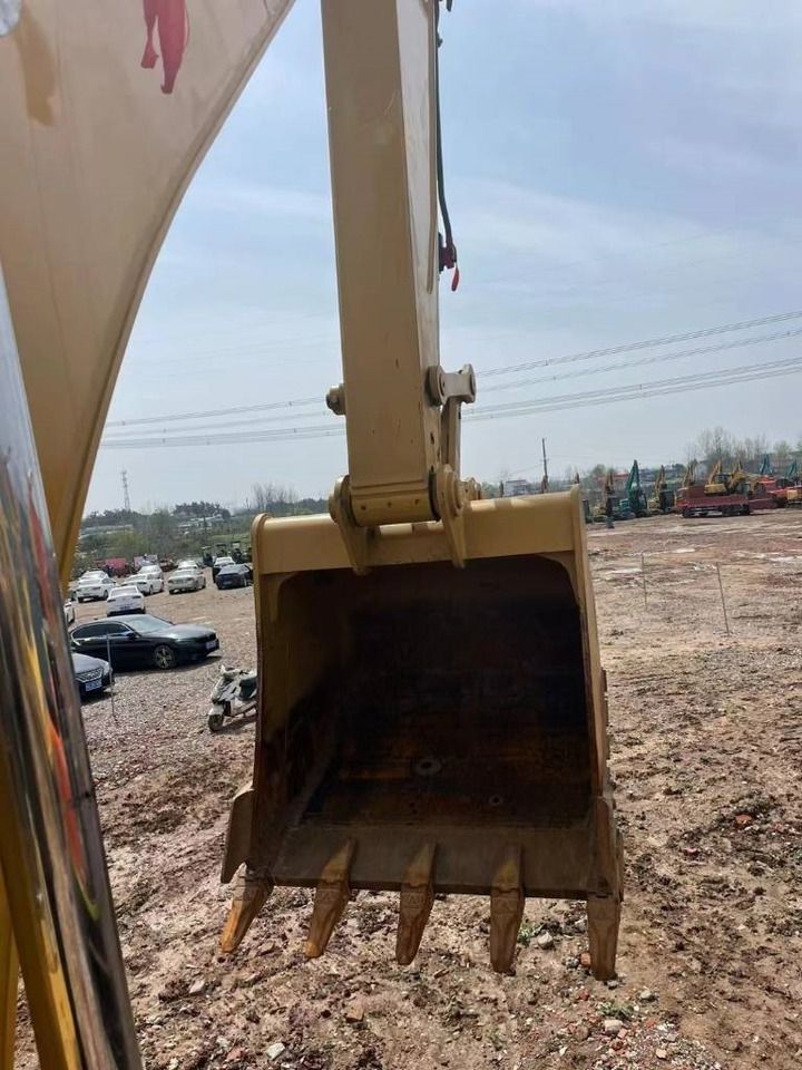 2024 Caterpillar 320D Crawler Excavator