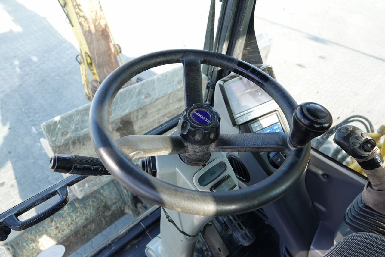 2017 Komatsu PW180-10 Wheel Excavator