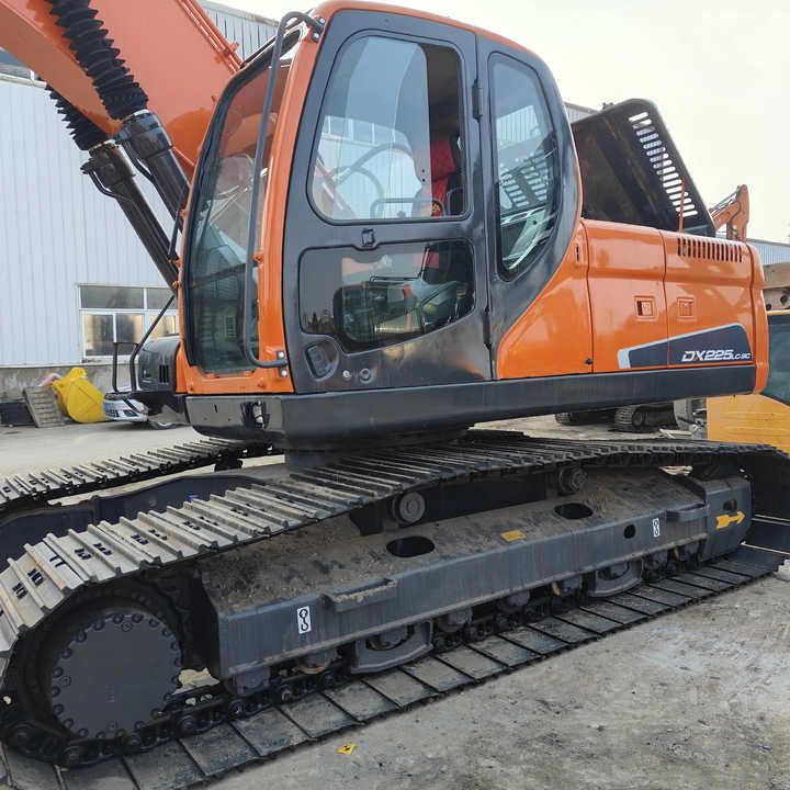 2010 Doosan DX225LC-9C Crawler Excavator