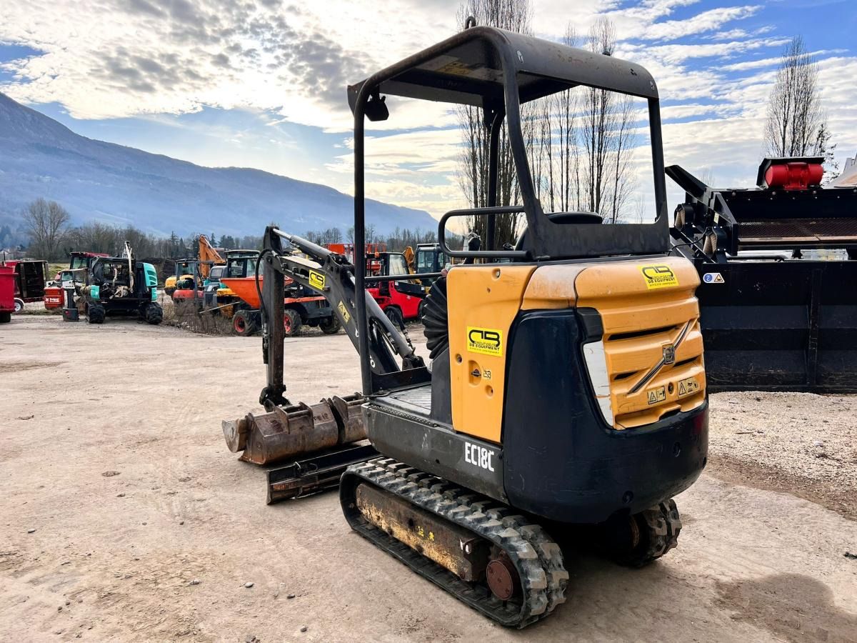 2015 Volvo EC18C Mini Excavator