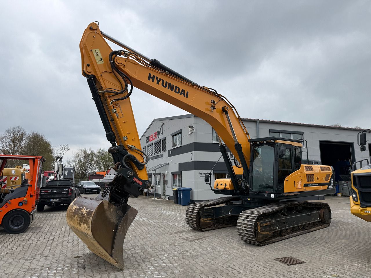2017 Hyundai HX330 NL Crawler Excavator