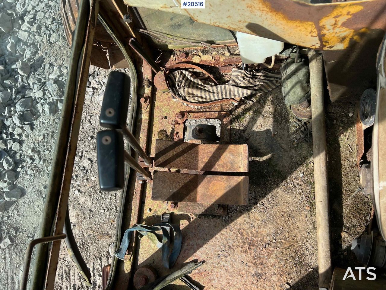 1998 Komatsu PC200-3 Crawler Excavator
