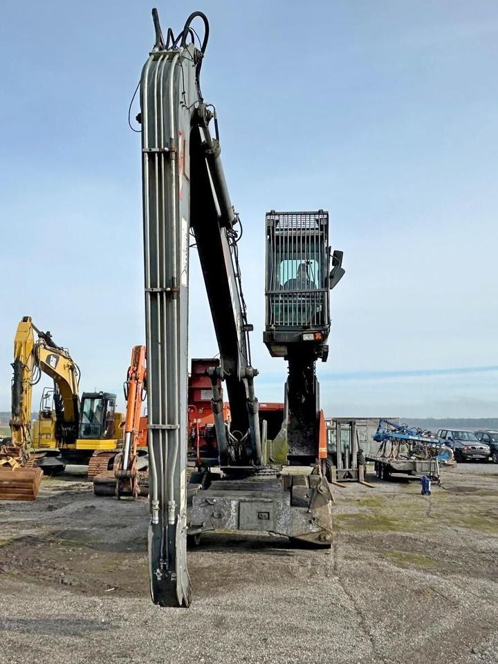 2011 Atlas 230MH Material Handler