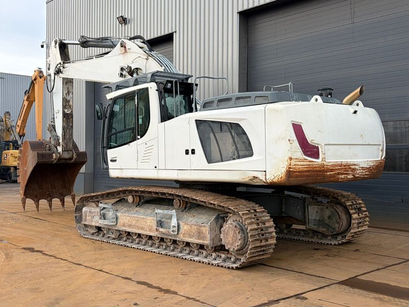 2015 Liebherr R946 Crawler Excavator
