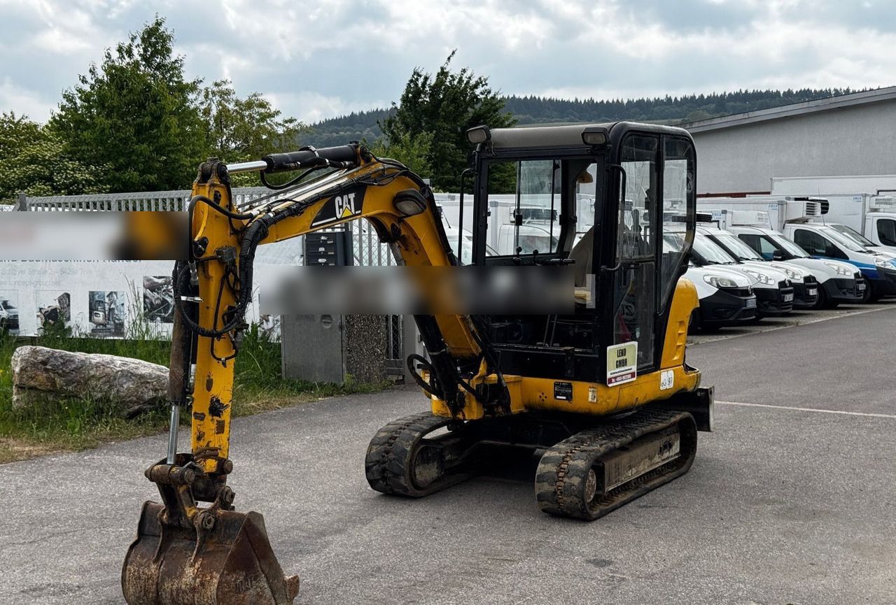 2001 Caterpillar 302.5 Mini Excavator