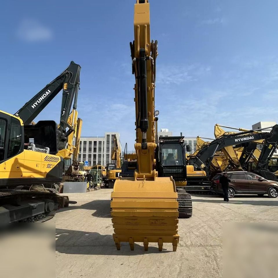 2025 Caterpillar 320D2 Crawler Excavator