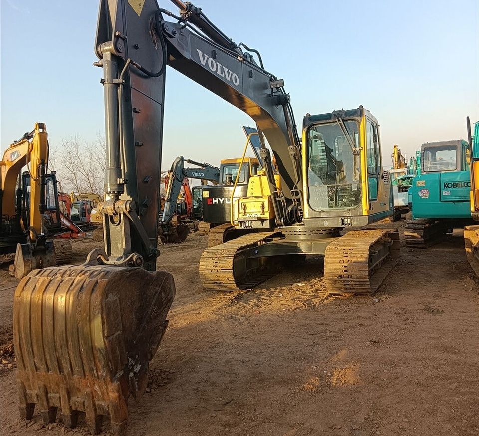 Volvo EC140B Crawler Excavator