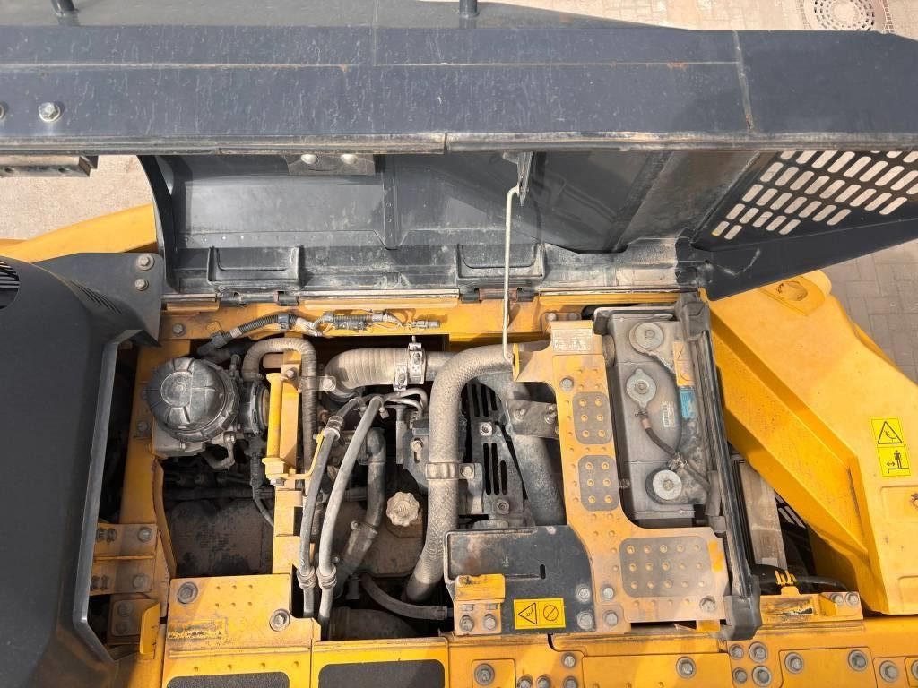 2020 Komatsu PC228USLC-11 Crawler Excavator