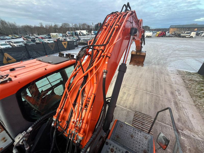2017 Doosan DX340LC Crawler Excavator