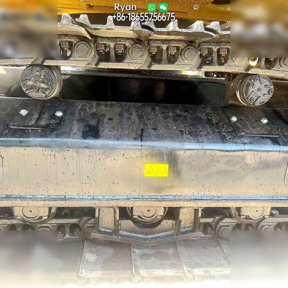 2017 Caterpillar 320D2 Crawler Excavator