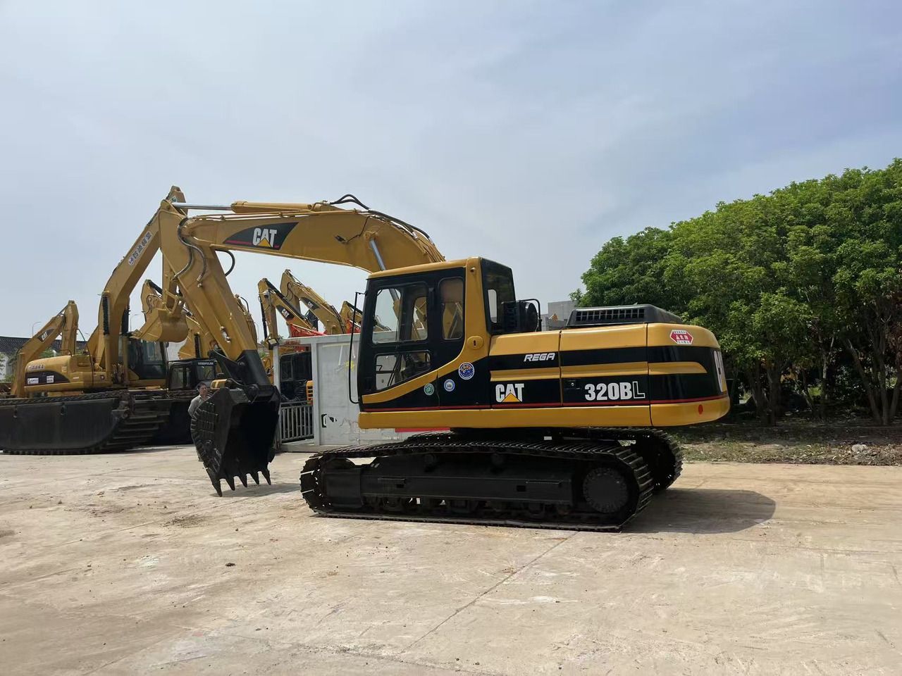 2019 Caterpillar 320BL Excavadora de Orugas