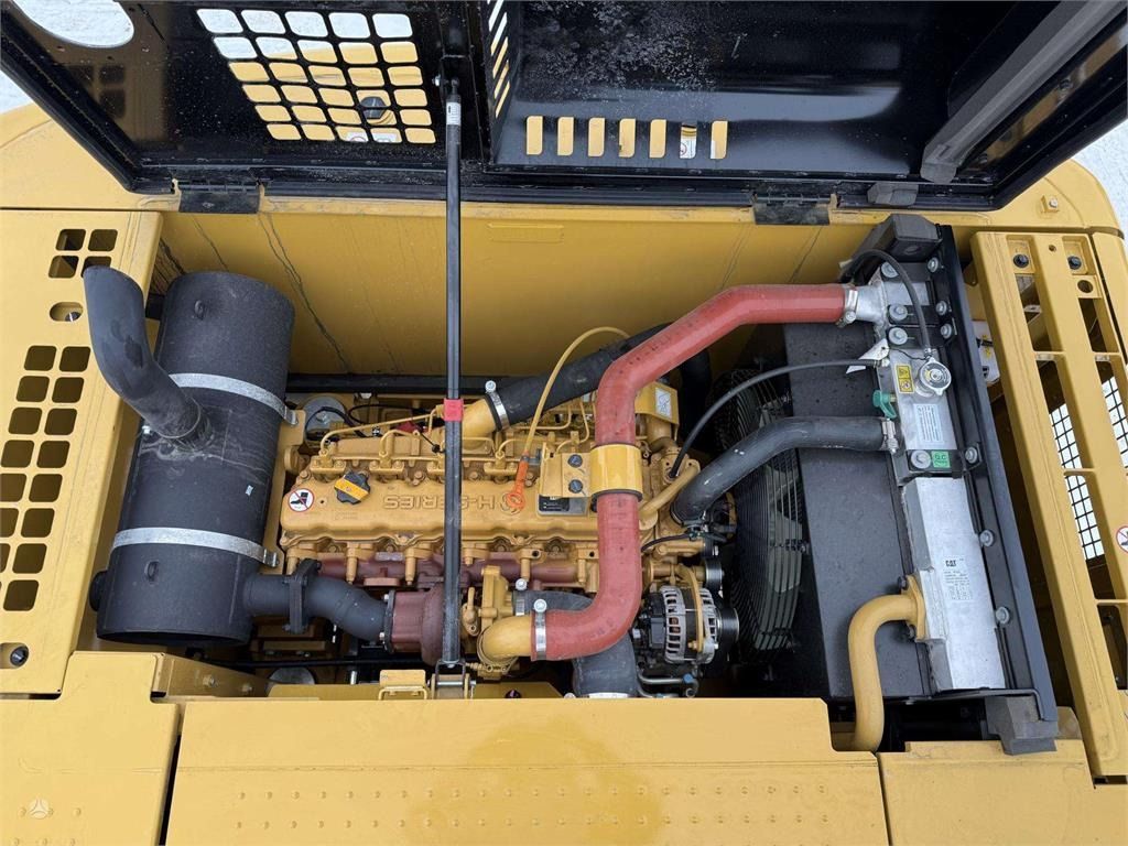 2025 Caterpillar 320D3 Crawler Excavator