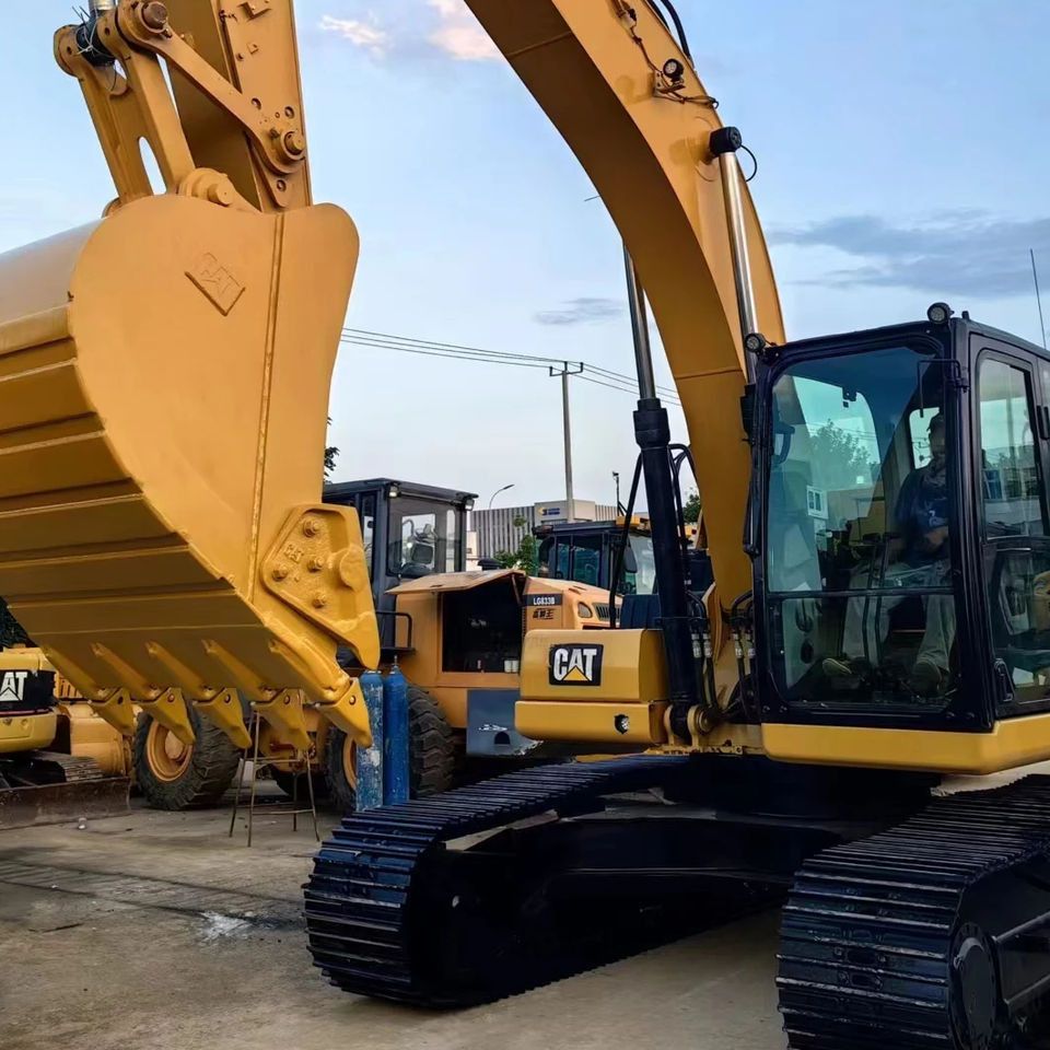 2021 Caterpillar 320 Crawler Excavator