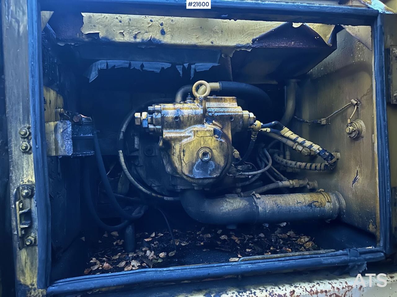 2000 Komatsu PC240LC Crawler Excavator