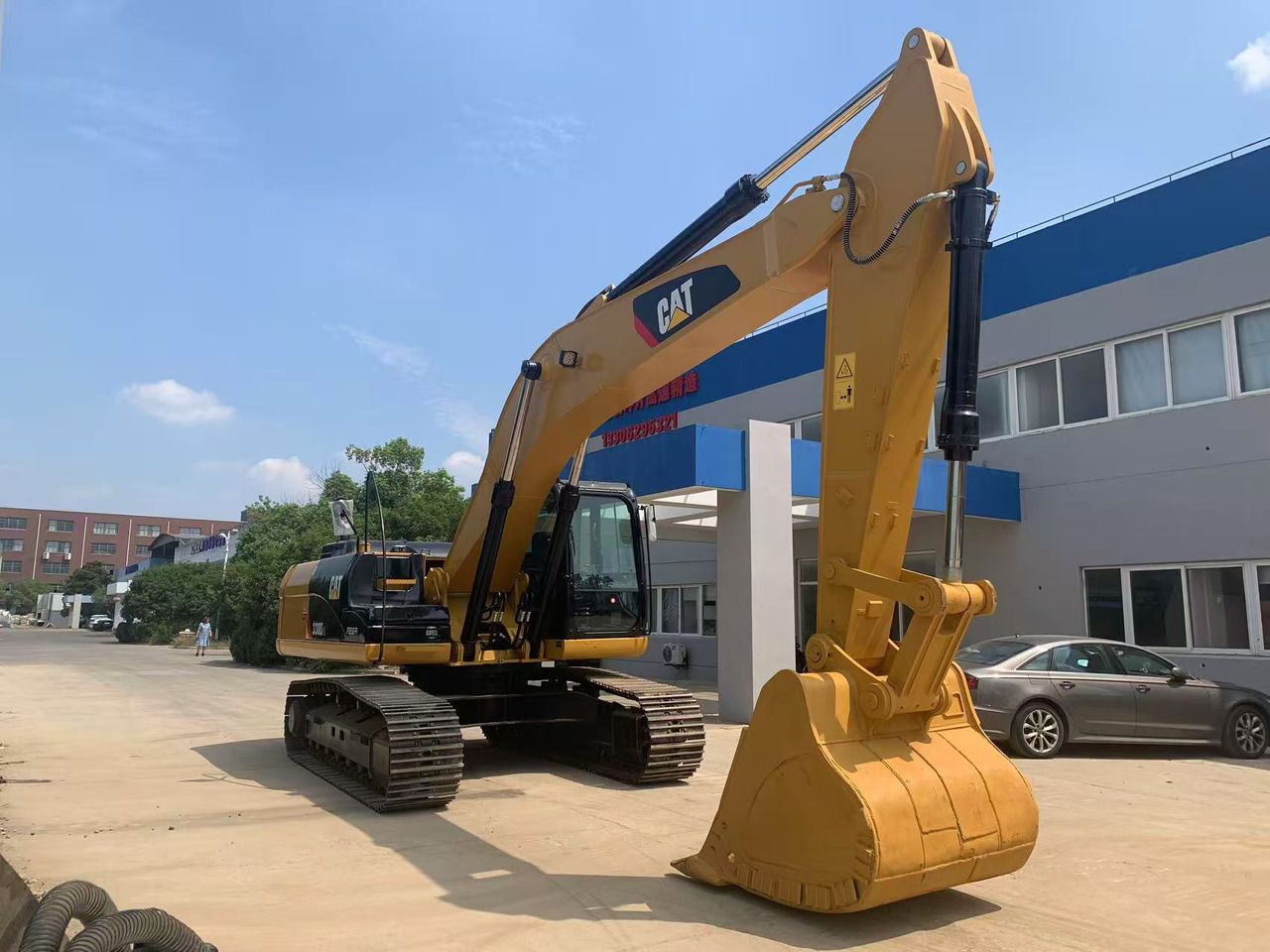 2021 Caterpillar 330D Crawler Excavator