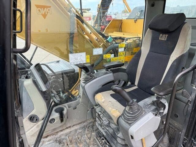 2012 Caterpillar 320E Crawler Excavator