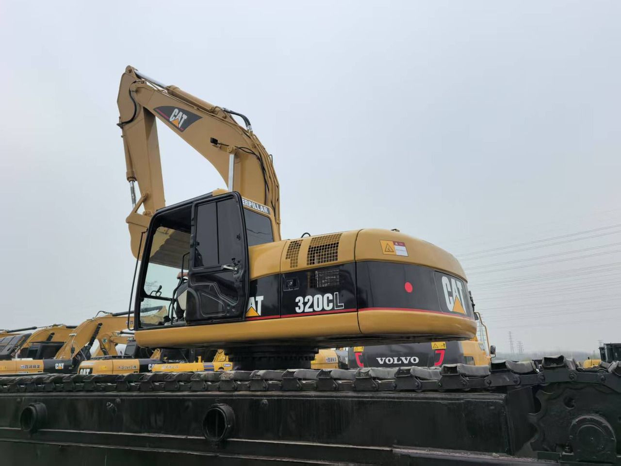 2020 Caterpillar 320CL Amphibious Excavator