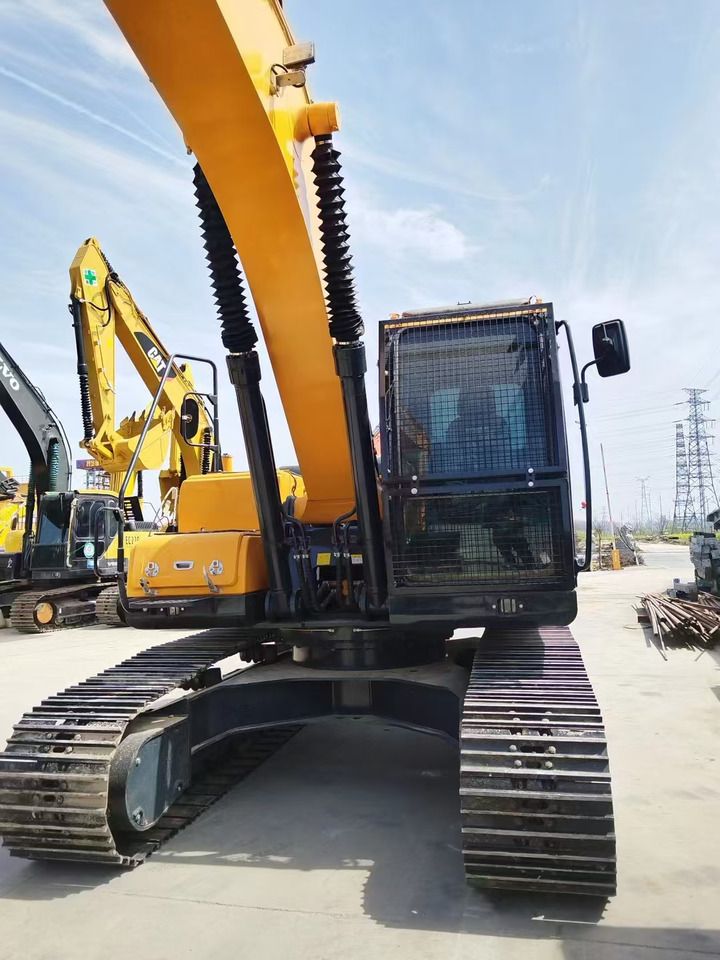 2023 Hyundai R220LC-9S Crawler Excavator