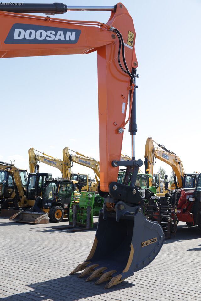 2022 Doosan DX225LC-7 Crawler Excavator