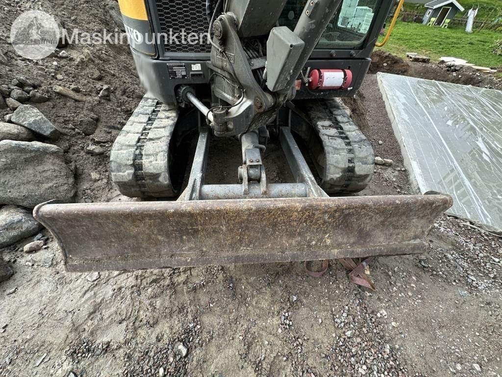 2017 Volvo ECR58D Mini Excavator