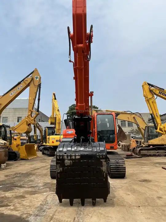 2020 Doosan DX225 Crawler Excavator