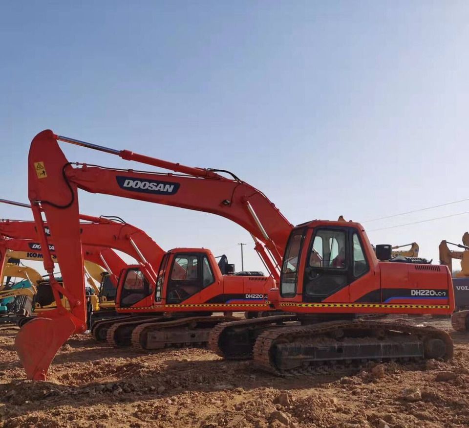 2018 Doosan DH220LC-7 Crawler Excavator