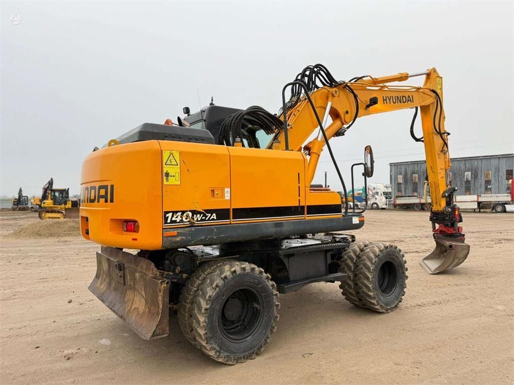 2008 Hyundai R140W-7A Wheel Excavator