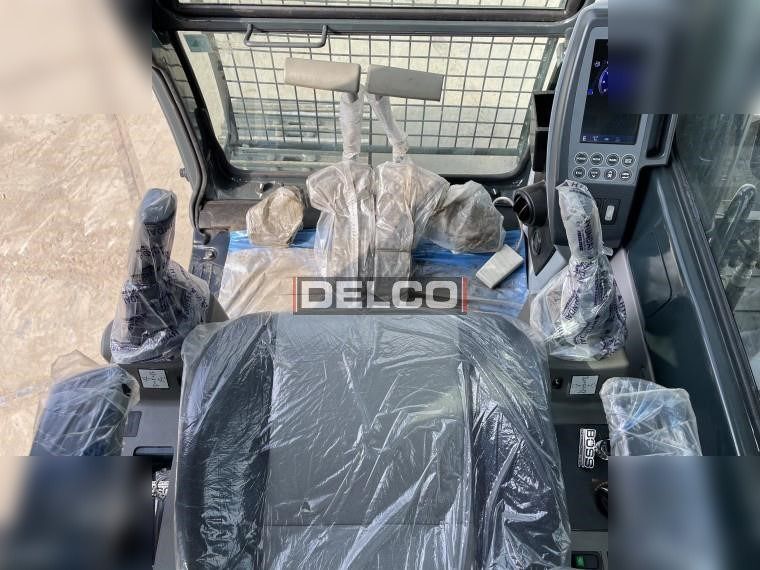 2026 Hyundai 215L SMART Crawler Excavator