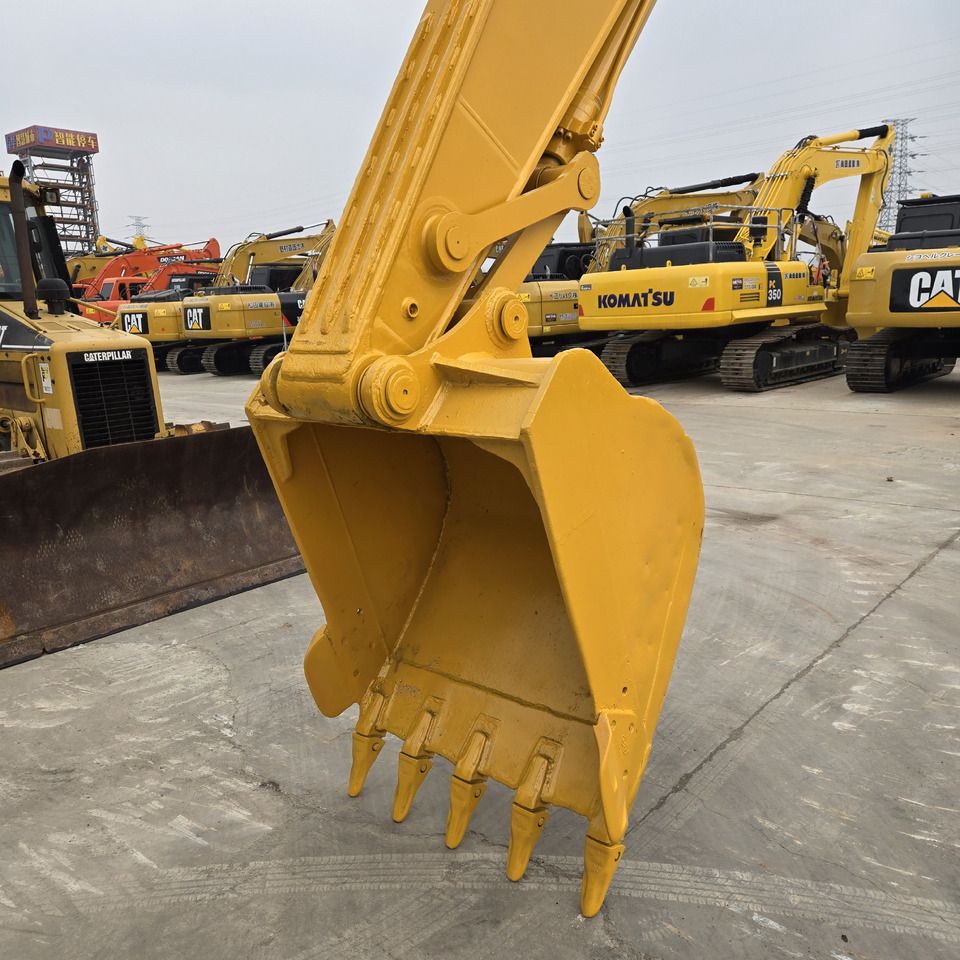 2022 LiuGong 925D Crawler Excavator