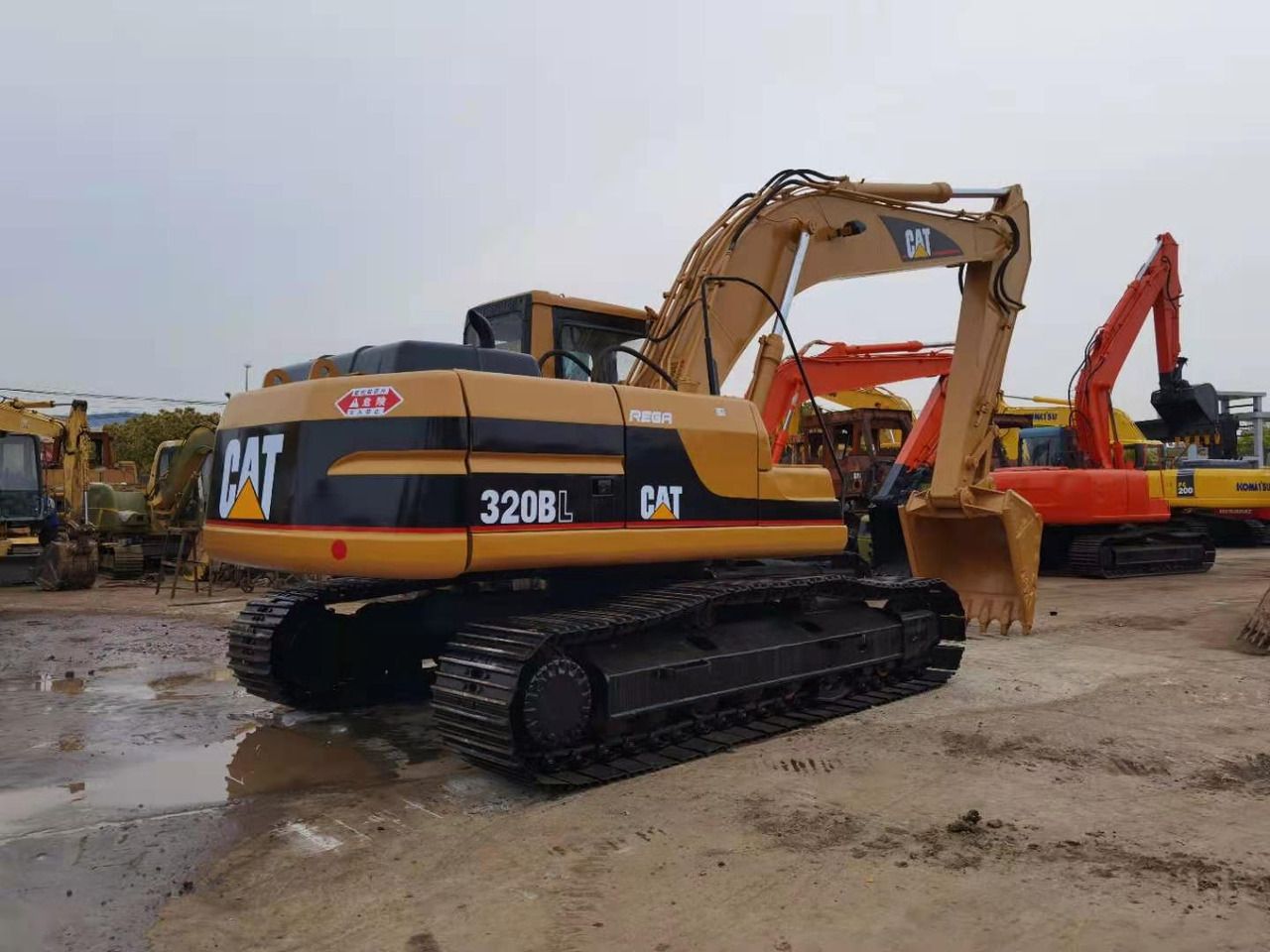 2012 Caterpillar 320B Crawler Excavator