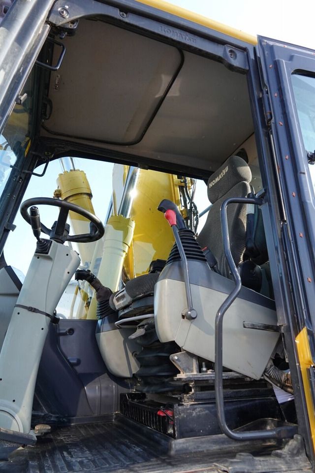 2017 Komatsu PW180-10 Wheel Excavator