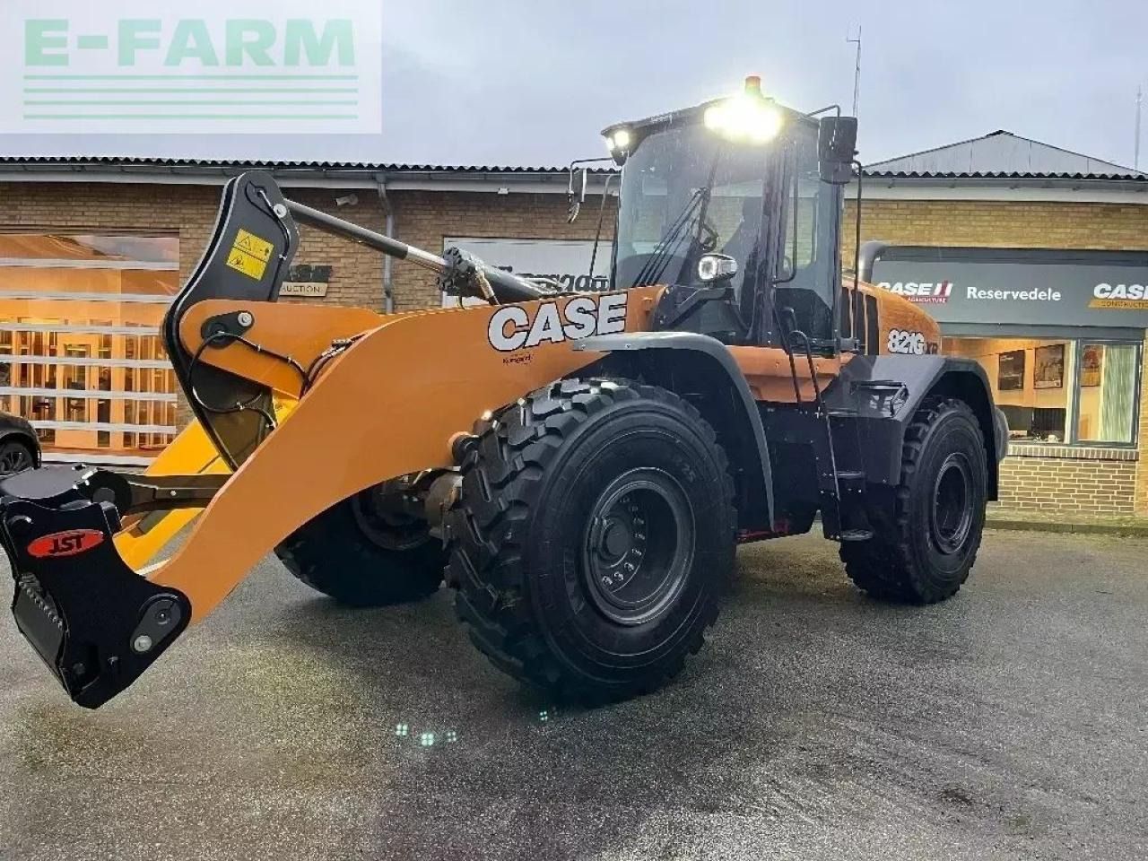 2023 CASE 821 G XR Mini Excavator