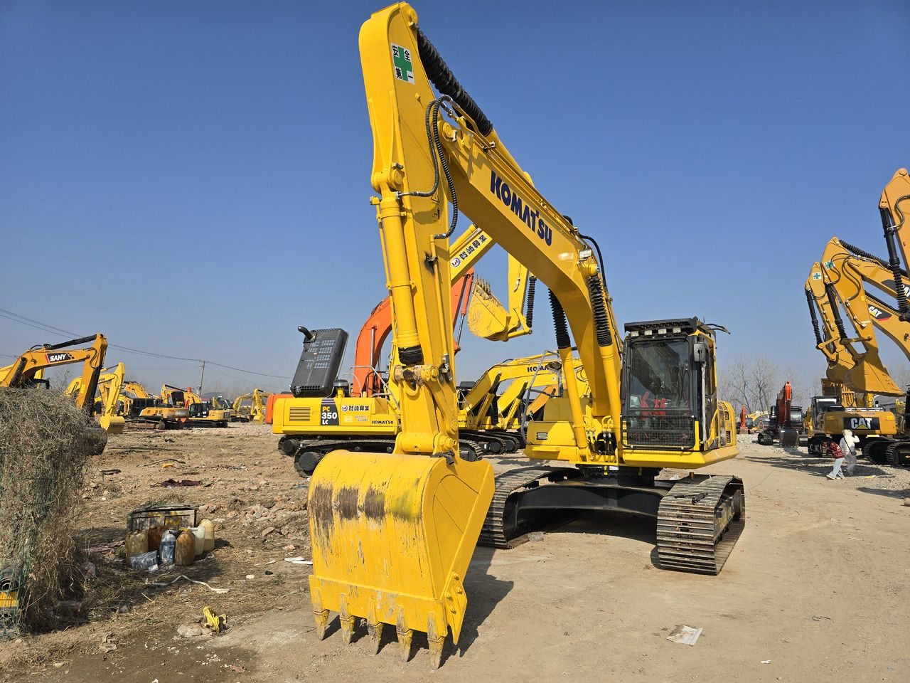 2023 Komatsu PC240-8 Crawler Excavator