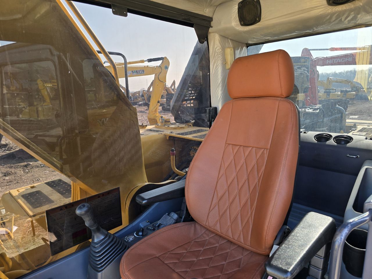 2024 Komatsu PC240-8 Crawler Excavator