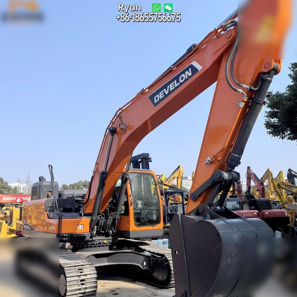 2025 Develon DX225 LC-10 Crawler Excavator