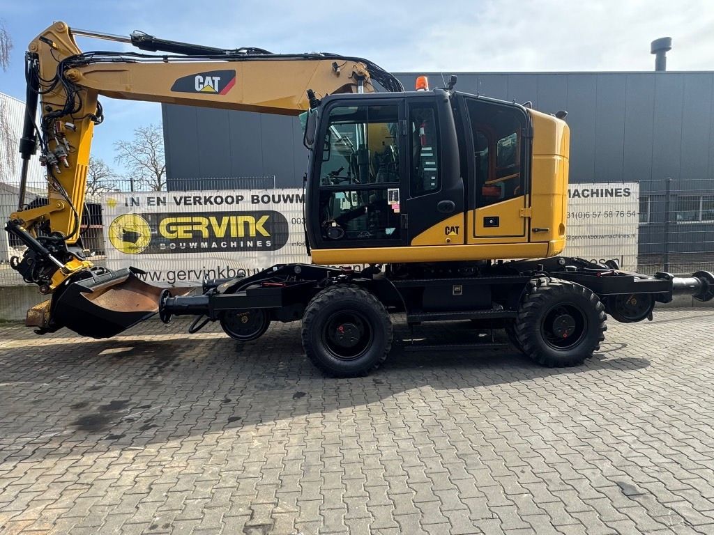 2016 Caterpillar 315 UNAC 22 TTR Wheel Excavator