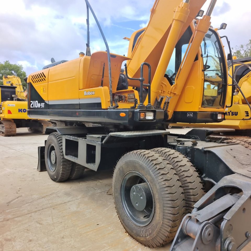 2024 Hyundai R210W-9T Wheel Excavator