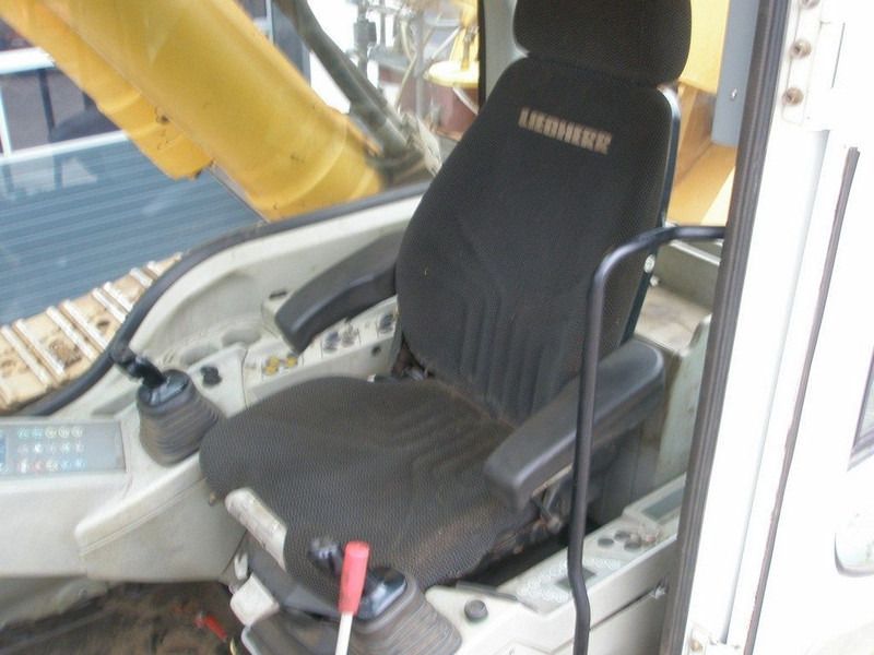2014 Liebherr R974C Material Handler