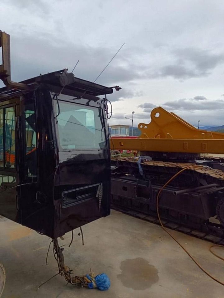 2012 Caterpillar 374DL Crawler Excavator