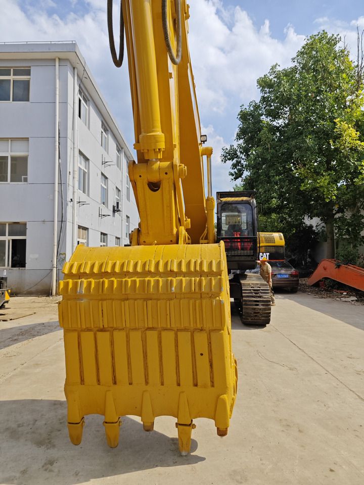Caterpillar 330C Crawler Excavator