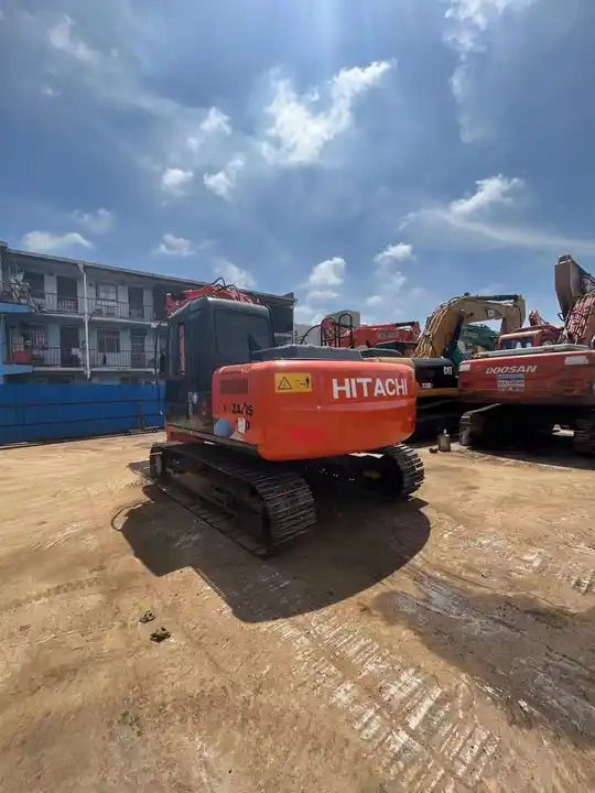 2016 Hitachi ZX120 Crawler Excavator