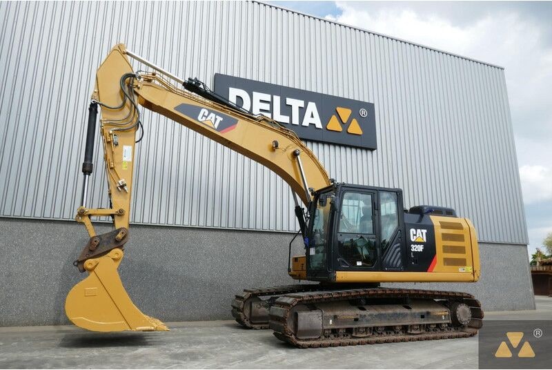 2017 Caterpillar 320FL Crawler Excavator