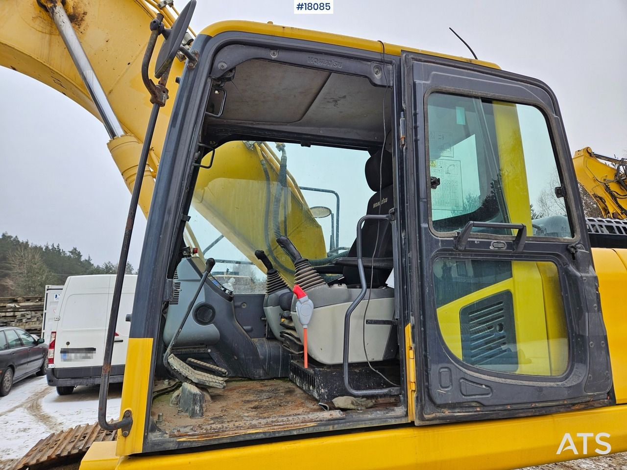 2011 Komatsu PC210LC-8 Crawler Excavator