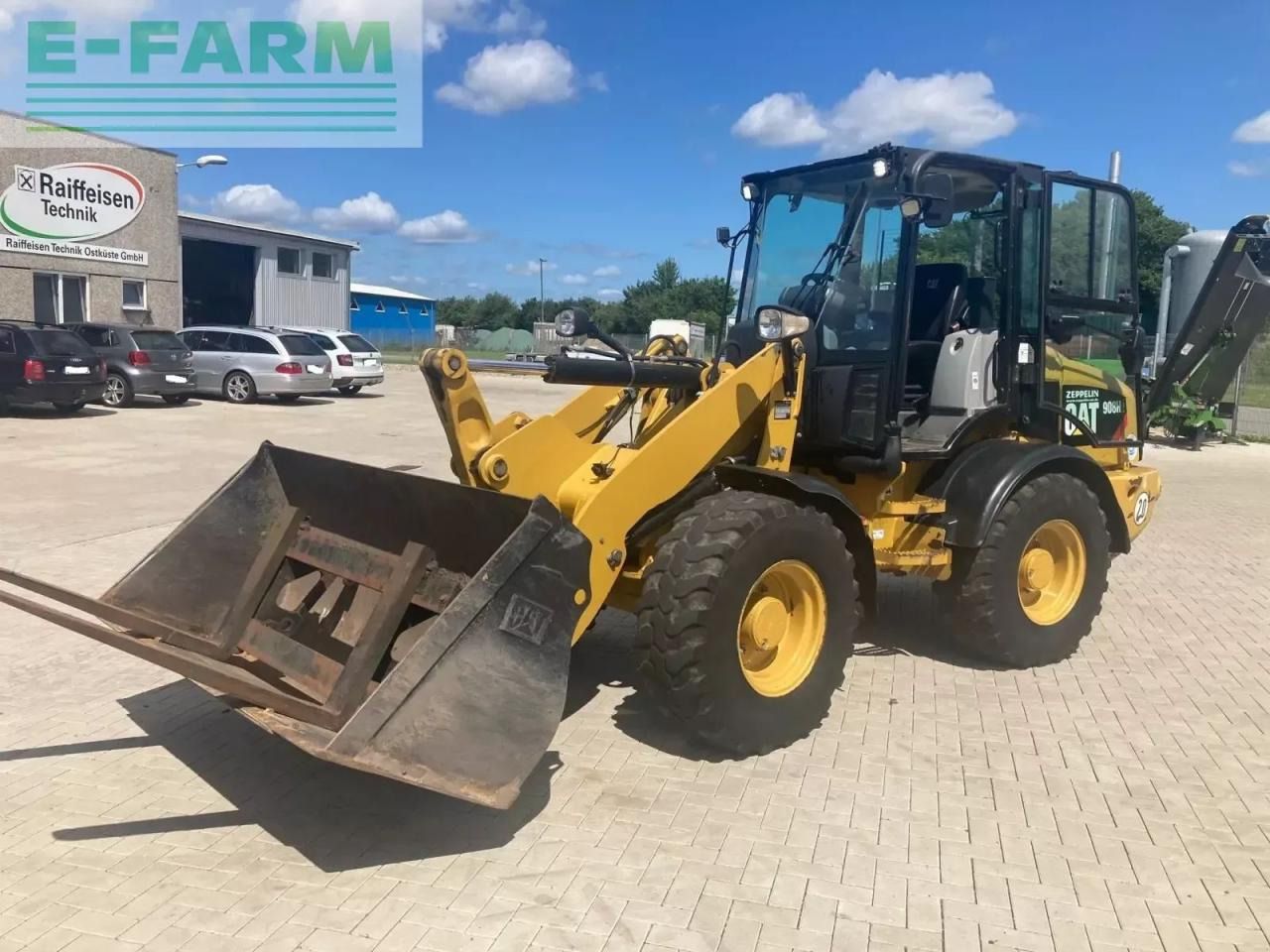 2013 Caterpillar 908H Mini Excavator